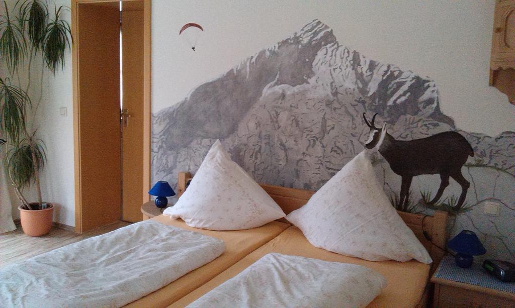 Ferienwohnungen Kral Grainau Room photo